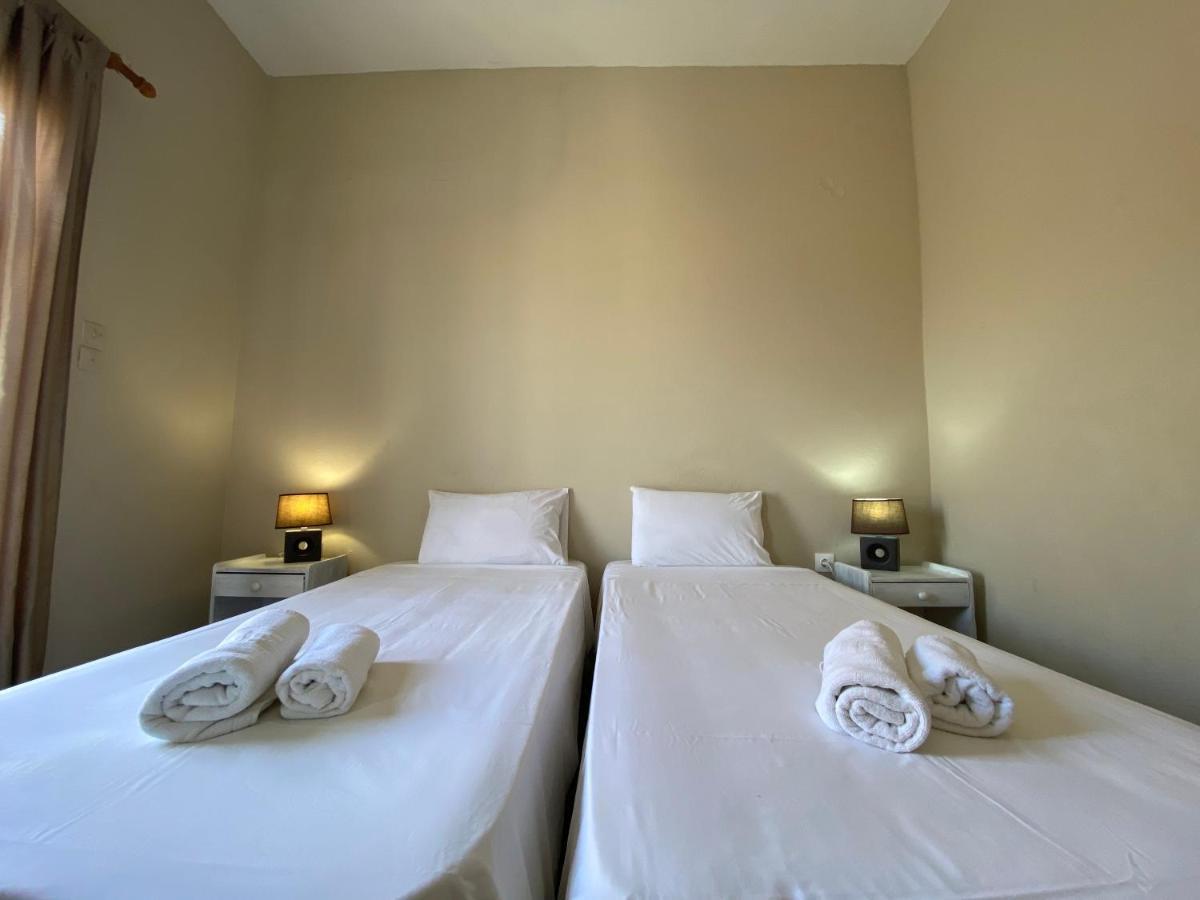 Pansion Roulis Hotel Moraḯtika Ngoại thất bức ảnh